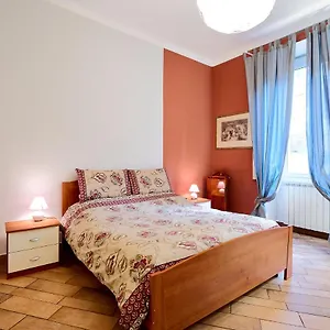 Xenia - Elegant Flat In The Center Of Appartement